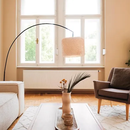 Apartment Altbau-traum Im Stadtzentrum - Free Parking