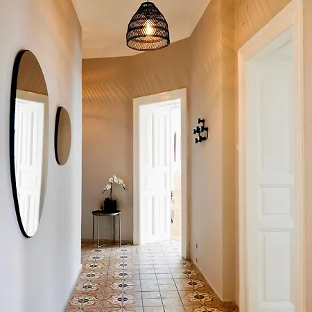 Apartamento Historic Center Boutique - Parking Included - Schlossberg View Graz