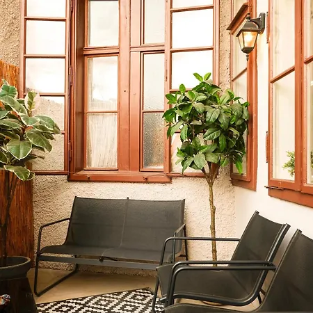 Luxury Boutique - Free Parking - Schlossberg View - By Casa Momo 아파트 *