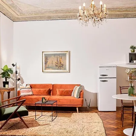 Historic Center Boutique - Parking Included - Schlossberg View * 그라츠
