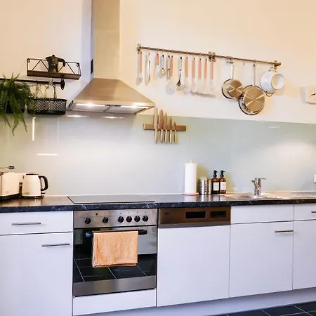 Historic Center Boutique - Free Parking - Schlossberg View - By Casa Momo Apartment Graz