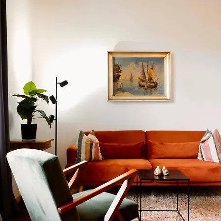 Center Boutique - Schlossberg View - Free Parking アパート グラーツ