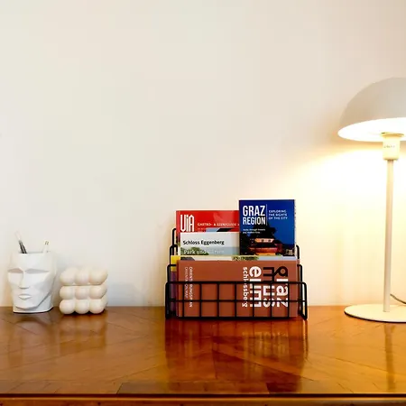 Center Boutique - Schlossberg View - Free Parking アパート