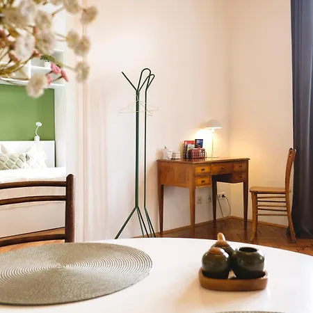 Center Boutique - Schlossberg View - Free Parking アパート *