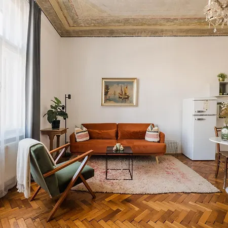 Center Boutique - Schlossberg View - Free Parking アパート