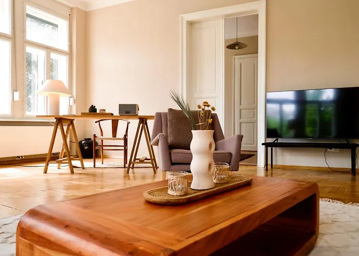 Historic Center Boutique - Free Parking - Schlossberg View - Casa Momo 아파트 *