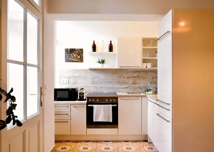 Lägenhet Historic Center Boutique - Free Parking - Schlossberg View - By Casa Momo