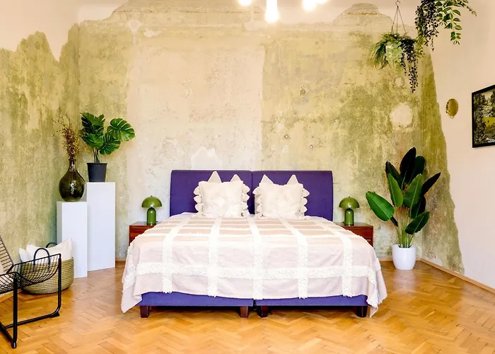 Historic Center Boutique - Free Parking - Schlossberg View - By Casa Momo *