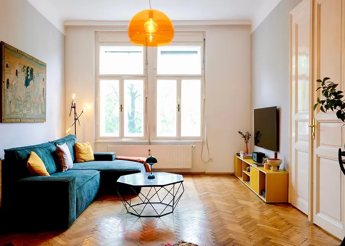 Historic Center Boutique - Free Parking - Schlossberg View - By Casa Momo Lägenhet *