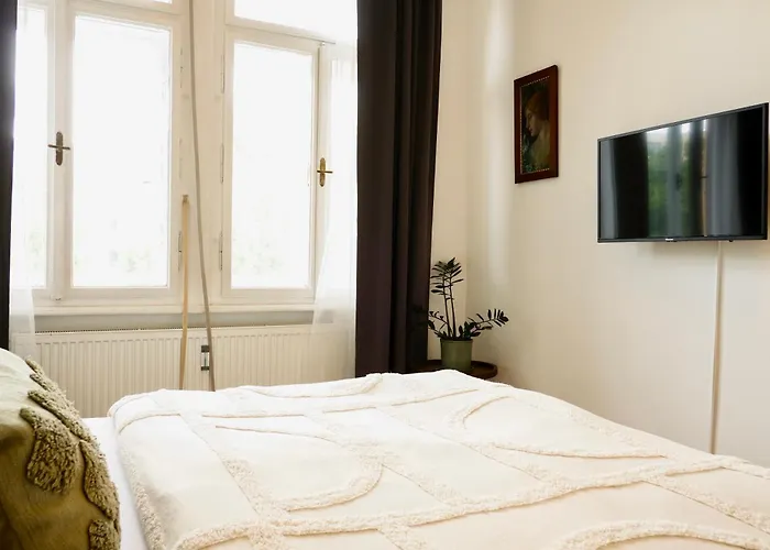 Historic Center Boutique - Free Parking - Schlossberg View - Casa Momo * 그라츠