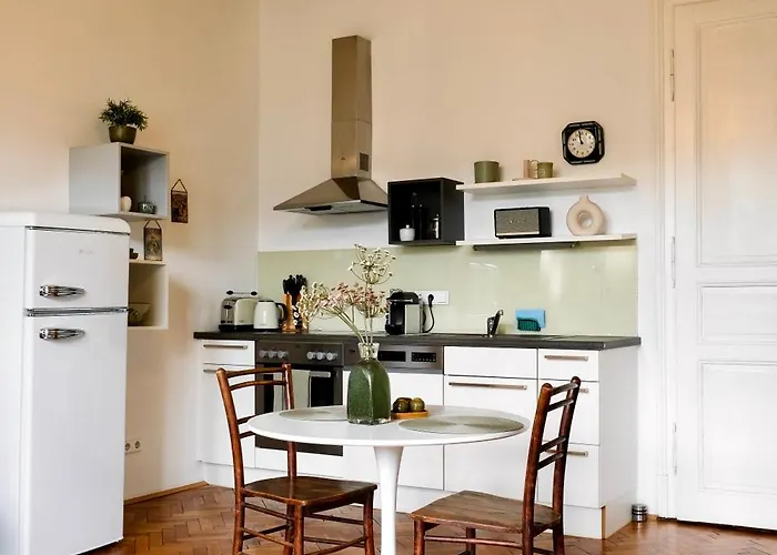 아파트 Historic Center Boutique - Free Parking - Schlossberg View - Casa Momo *