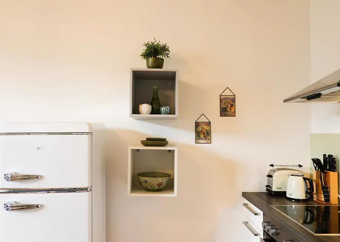 Historic Center Boutique - Free Parking - Schlossberg View - By Casa Momo Apartment *