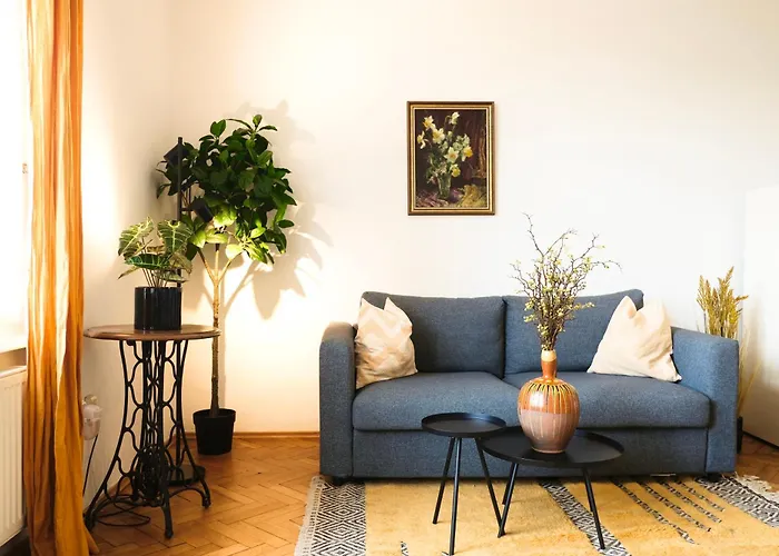 Historic Center Boutique - Free Parking - Schlossberg View - Casa Momo