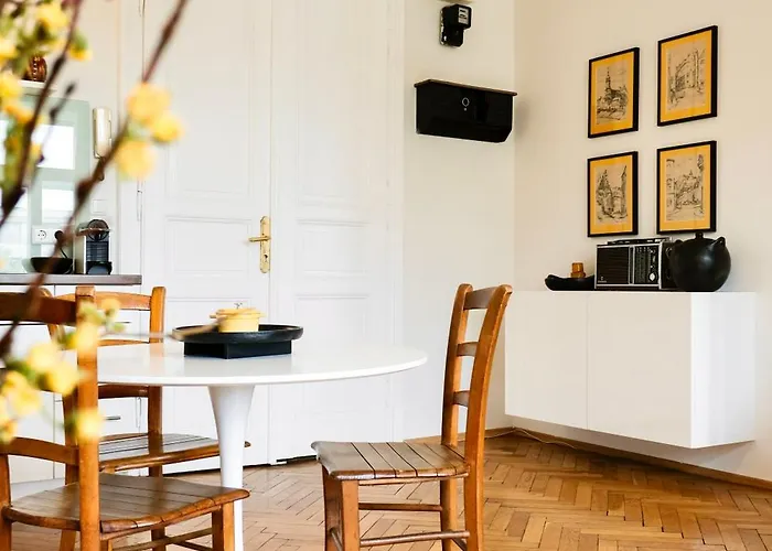 Historic Center Boutique - Free Parking - Schlossberg View - Casa Momo * 그라츠