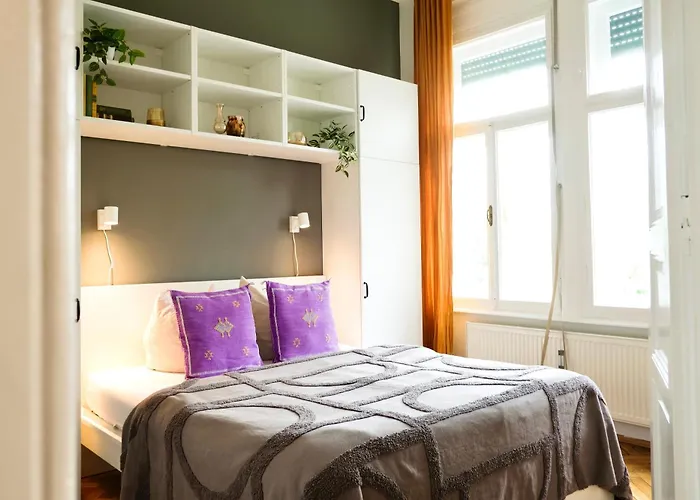 Historic Center Boutique - Free Parking - Schlossberg View - By Casa Momo Apartment