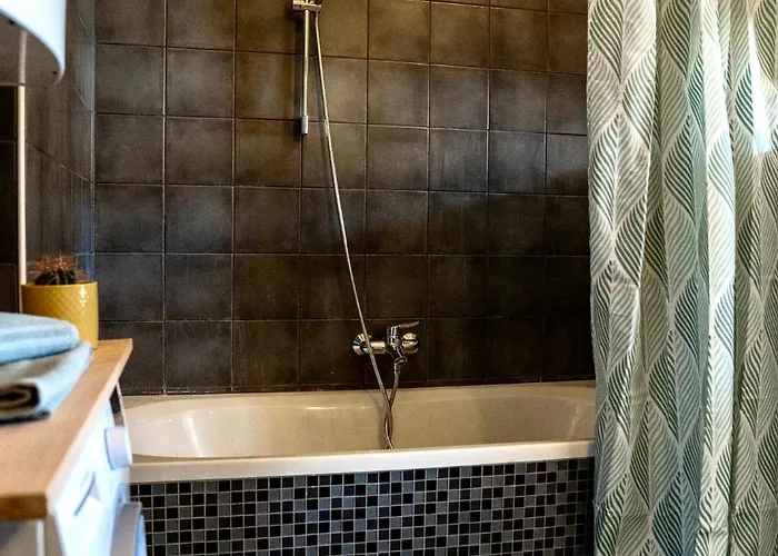 Historic Center Boutique - Free Parking - Schlossberg View - Casa Momo * 그라츠